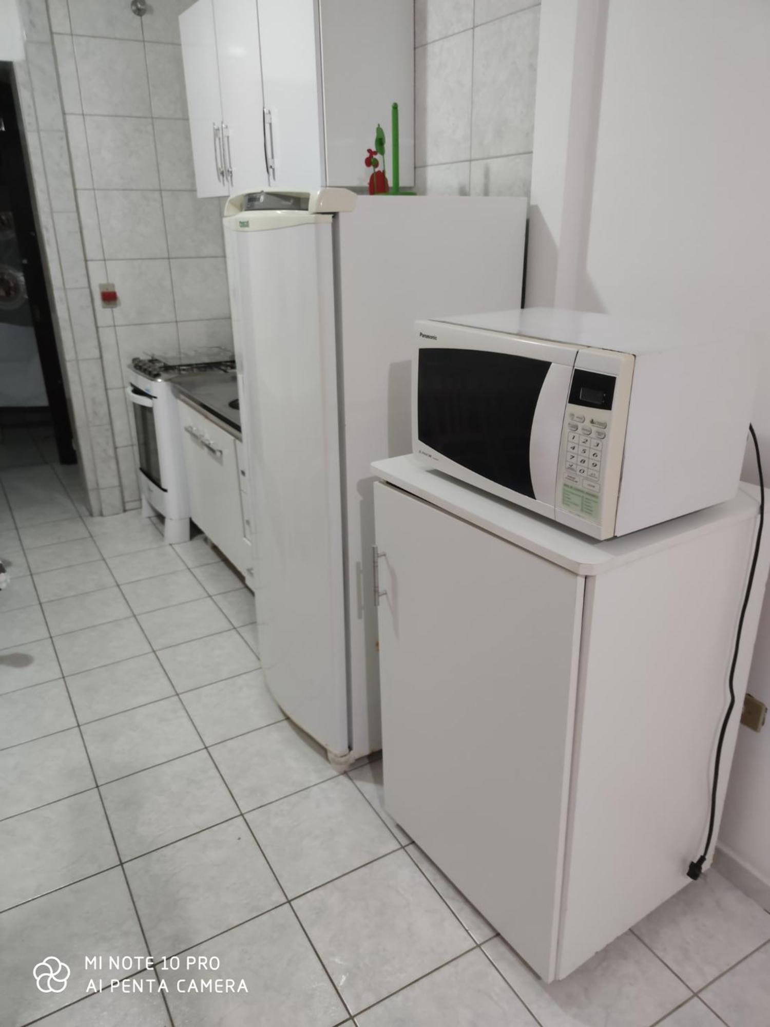 Kitinete Em Matinhos Com Piscina Villa Bagian luar foto